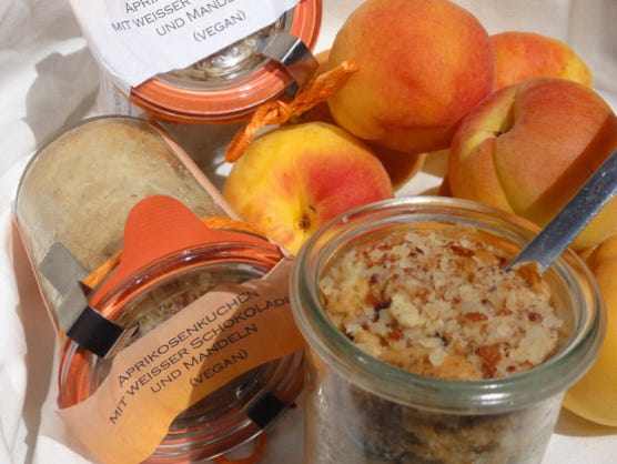 Aprikosenkuchen im Glas von der Bio-Kuchenfee